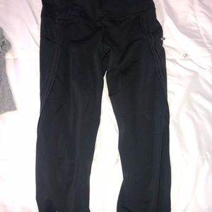 Black Cropped Lulu lemon leggings